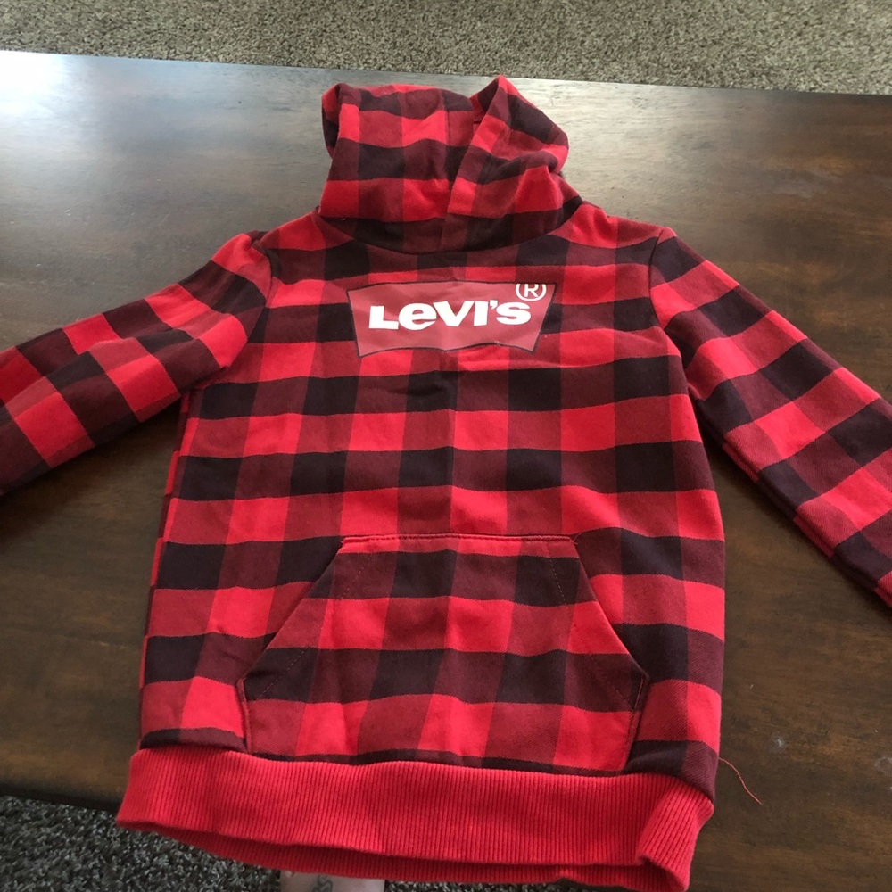 Boys 4t Levi’s hoodie